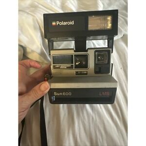 Vintage Polaroid Sun 600 LMS Light Management System Instant Film Camera